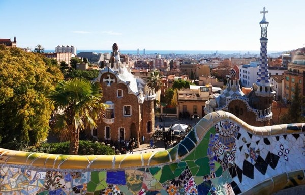 Barcelona de Gaudí. Lugar ideal pera reuniones.