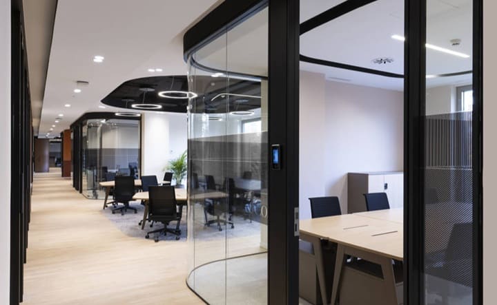 Servicios que incluye un toru virtual de un coworking