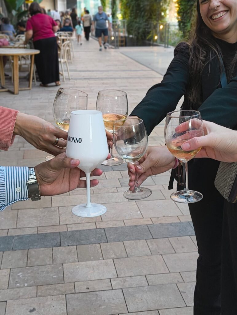 Celebración de los 3 años de éxitos de L'illa & Co.